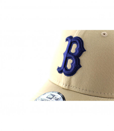 gorra de color beige infantil B